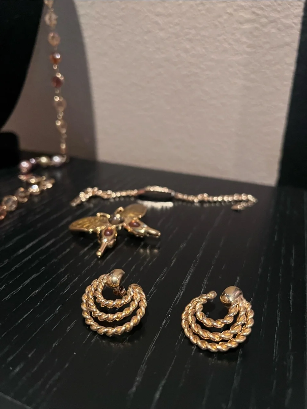 Gold-Tone Multicolor Beaded Necklace with Medallion and Matching Earrings